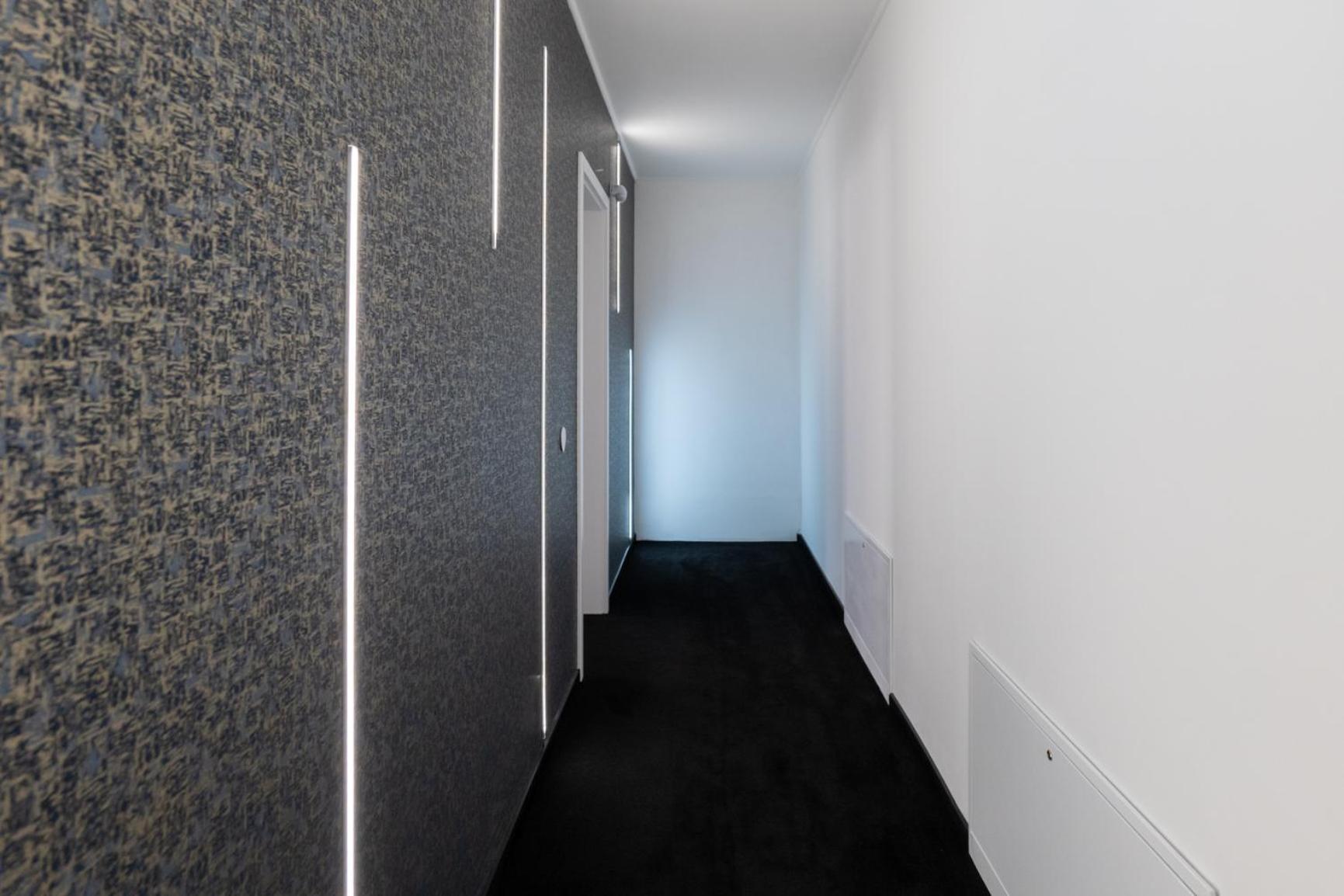 Titan Centrum Apartman Ньиредьхаза Экстерьер фото