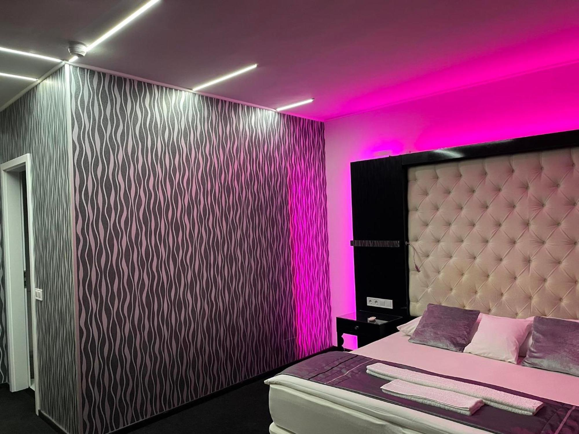 Titan Centrum Apartman Ньиредьхаза Экстерьер фото